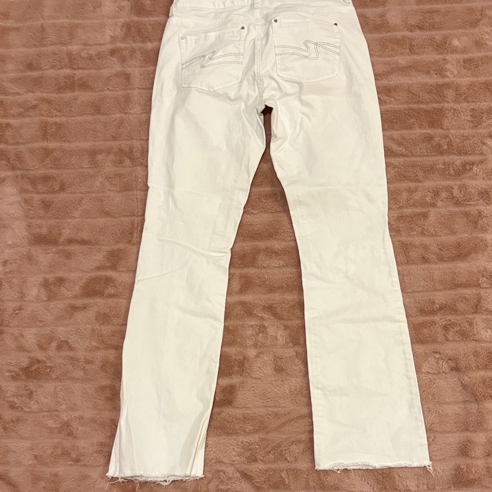White House Black Market Women's White Wide Leg Jeans - Picture 3 of 5